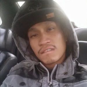 Meet your Posher, Tee